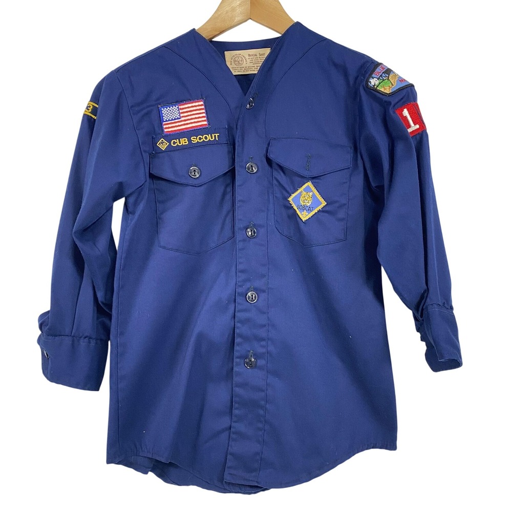 Vintage Boy Scouts of America Cub Scout Shirt Youth Medium Long Sleeve Patches 9